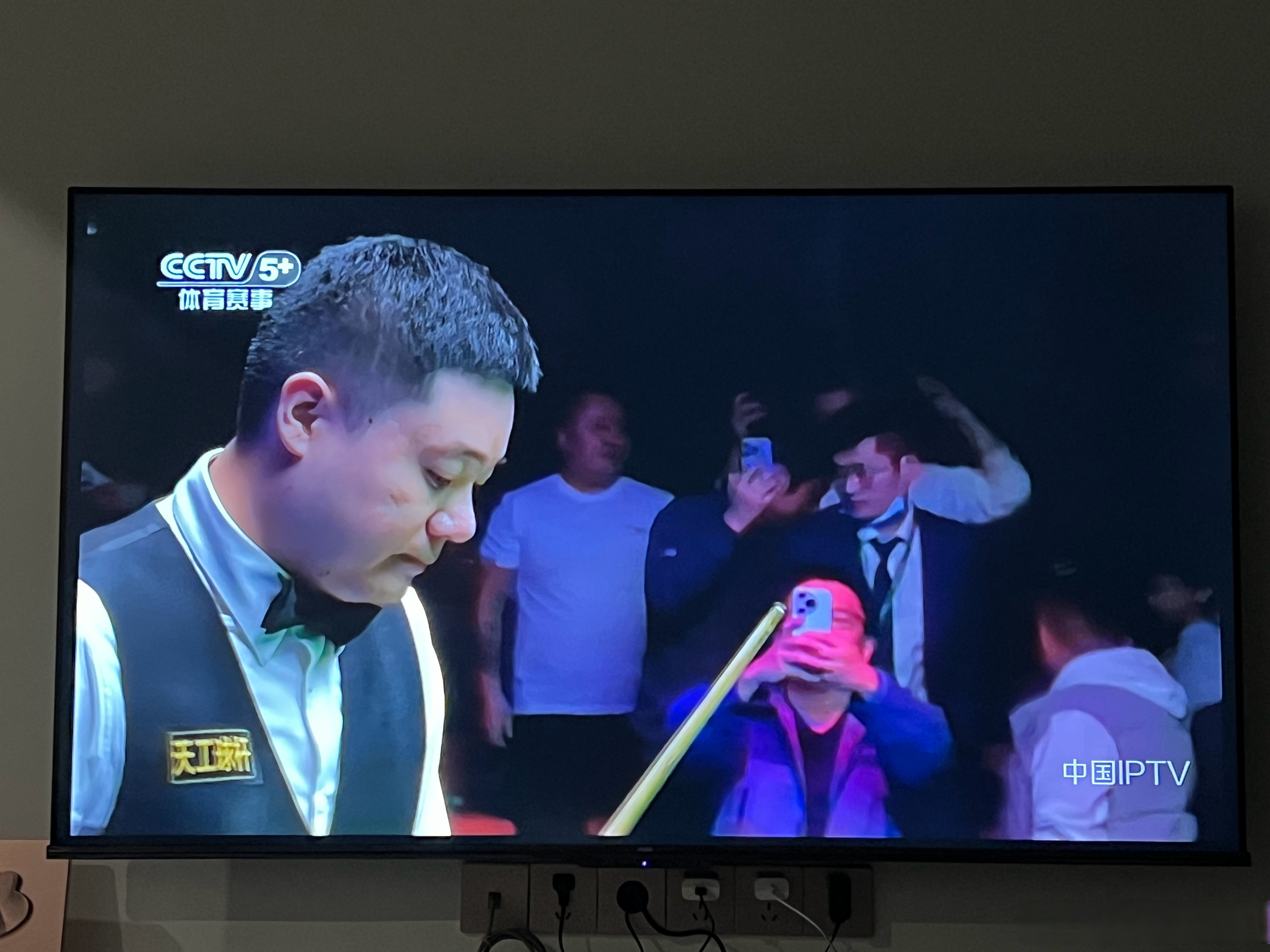 曼联打破历史纪录，丁俊晖教练泪洒赛场！